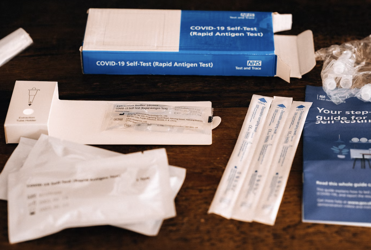 <strong>RAPID ANTIGEN TESTS SOLD AT MOP 4 UNTIL 4 JAN</strong> <strong>RAPID ANTIGEN TESTS SOLD AT MOP 4 UNTIL 4 JAN</strong>