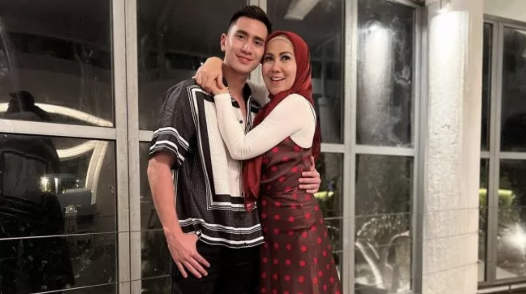 VERRELL BRAMASTA BERENCANA PENSIUN DINI DARI DUNIA KEARTISAN, HENDAK TERJUN KE DUNIA POLITIK VERRELL BRAMASTA BERENCANA PENSIUN DINI DARI DUNIA KEARTISAN, HENDAK TERJUN KE DUNIA POLITIK