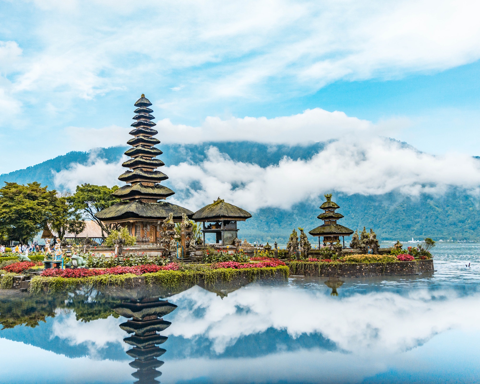 <strong>FIRST DIRECT MAINLAND CHINA-BALI FLIGHT ARRIVED AT NGURAH RAI ON CHINESE NEW YEAR DAY</strong> <strong>FIRST DIRECT MAINLAND CHINA-BALI FLIGHT ARRIVED AT NGURAH RAI ON CHINESE NEW YEAR DAY</strong>