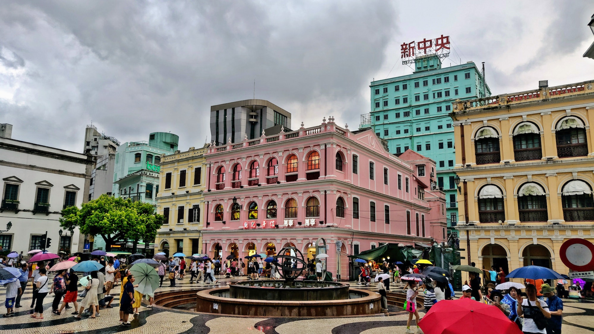 <strong>VISITOR ARRIVALS IN JAN HIKE OVER 100 PCT YEAR-ON-YEAR, MORE THAN TWICE MONTH-ON-MONTH </strong> <strong>VISITOR ARRIVALS IN JAN HIKE OVER 100 PCT YEAR-ON-YEAR, MORE THAN TWICE MONTH-ON-MONTH </strong>