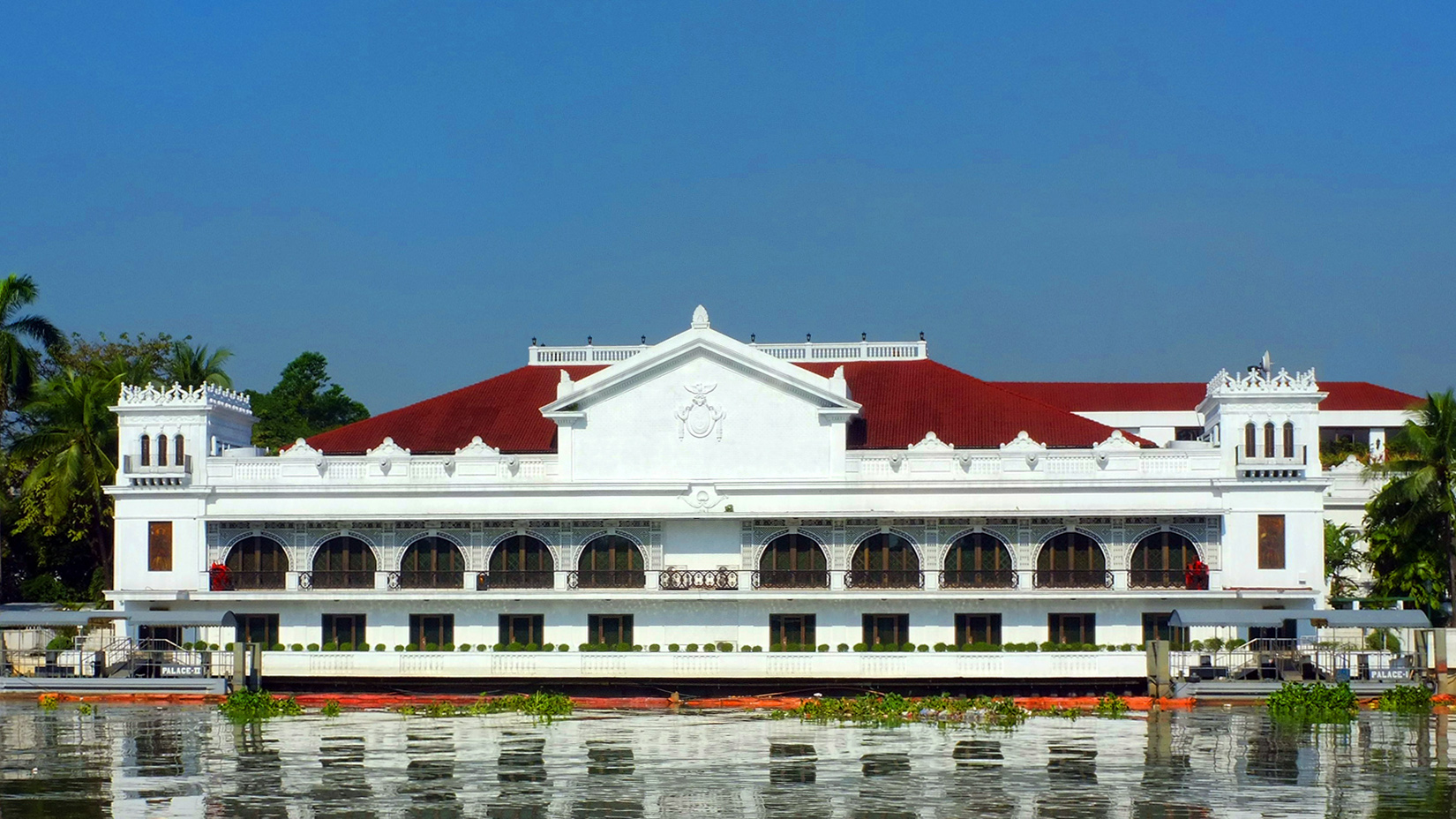 <strong>PHILIPPINE PRESIDENTIAL PALACE, NAGBABALA SA PUBLIKO NG BOGUS GOV’T JOBS</strong> <strong>PHILIPPINE PRESIDENTIAL PALACE, NAGBABALA SA PUBLIKO NG BOGUS GOV’T JOBS</strong>