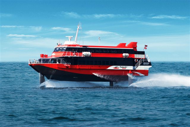 <strong>TURBOJET PLANS TO INCREASE MACAU-HK FERRY TRIPS</strong> <strong>TURBOJET PLANS TO INCREASE MACAU-HK FERRY TRIPS</strong>