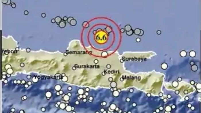 GEMPA MAGNITUDO 6,6 GUNCANG TUBAN KEMARIN SORE 