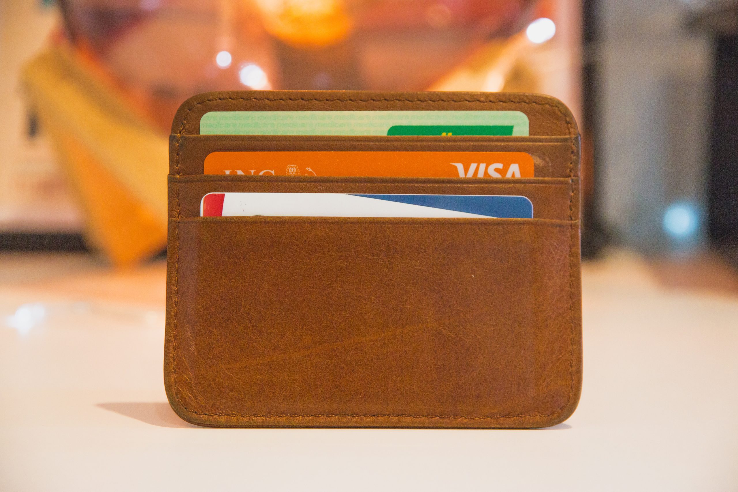 TWO CHINESE TOURISTS FACE UP TO 6 YRS IN JAIL OVER STEALING AND SPENDING US$12,377 ON ANOTHER CHINESE TRAVELLER’S CREDIT CARD TWO CHINESE TOURISTS FACE UP TO 6 YRS IN JAIL OVER STEALING AND SPENDING US$12,377 ON ANOTHER CHINESE TRAVELLER’S CREDIT CARD