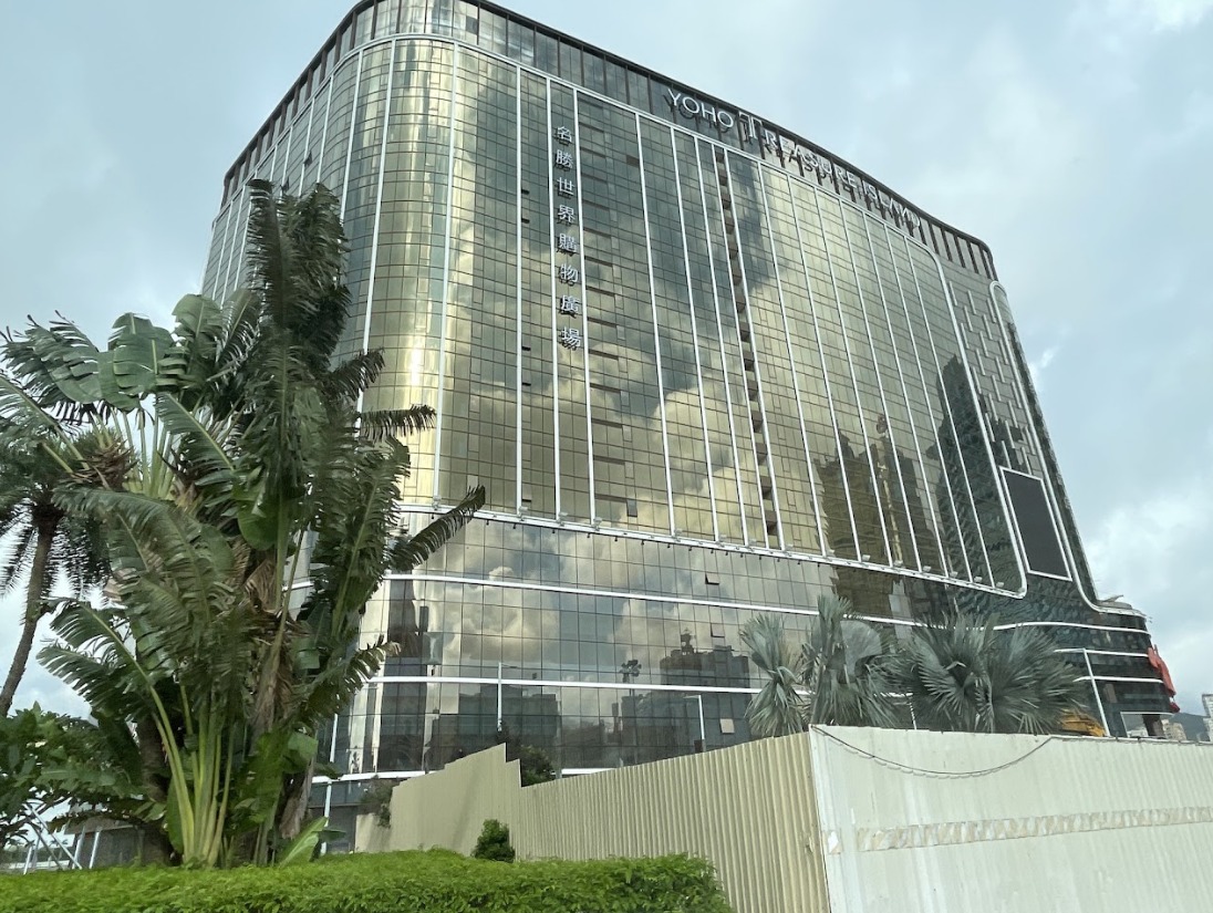 TREASURE ISLAND MALL AND HOTEL WILL OPEN ON 1 OCTOBER TREASURE ISLAND MALL AND HOTEL WILL OPEN ON 1 OCTOBER