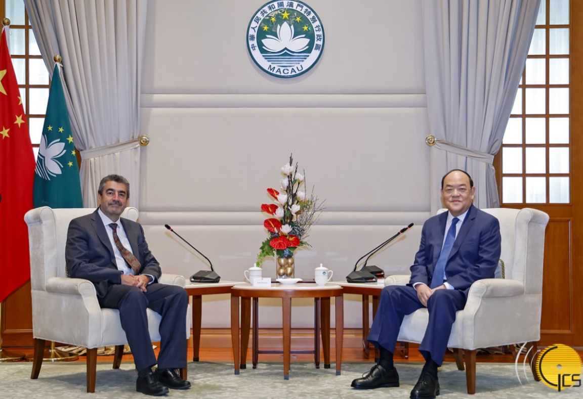 UNIVERSITY OF LISBON RECTOR MEETS CHIEF EXECUTIVE HO IAT SENG AT MACAU GOVERNMENT HQ UNIVERSITY OF LISBON RECTOR MEETS CHIEF EXECUTIVE HO IAT SENG AT MACAU GOVERNMENT HQ