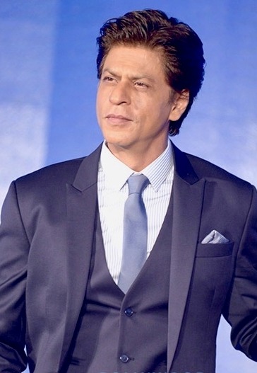 AKTOR BOLLYWOOD SHAH RUKH KHAN KECELAKAAN SAAT SYUTING DI AMERIKA AKTOR BOLLYWOOD SHAH RUKH KHAN KECELAKAAN SAAT SYUTING DI AMERIKA