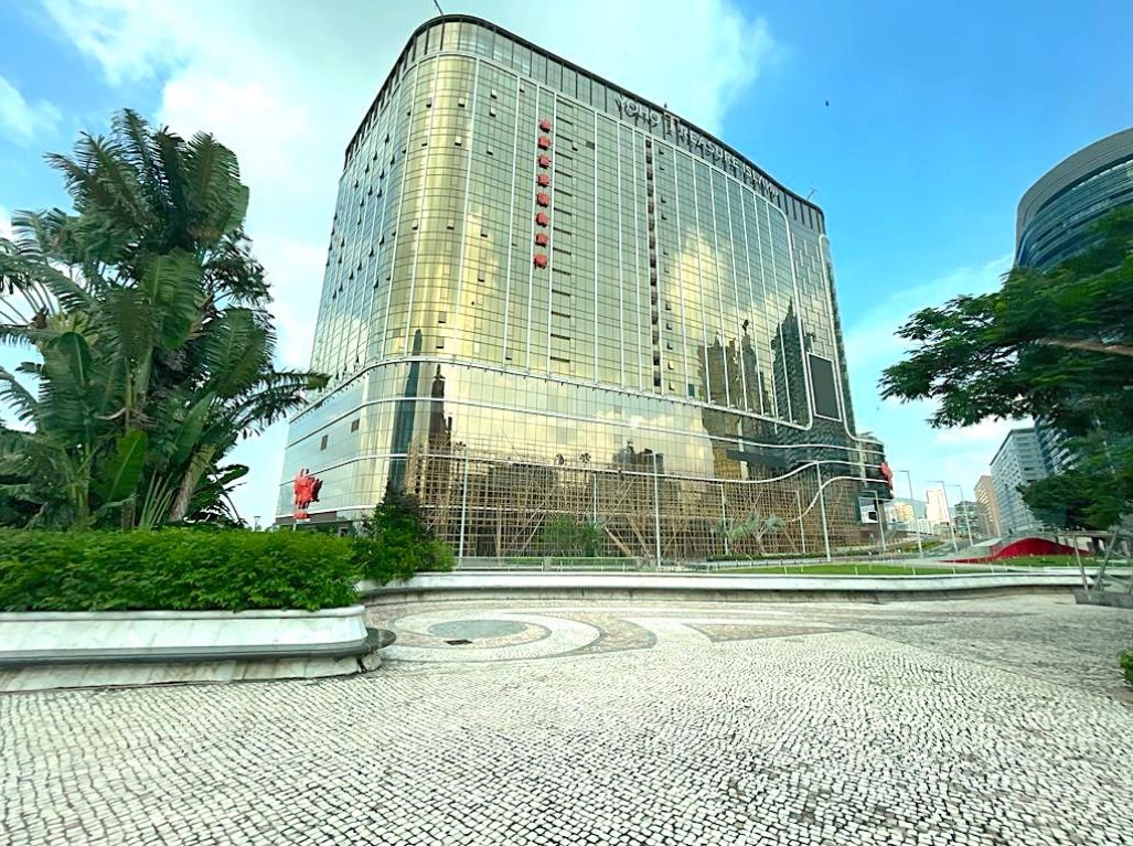 TREASURE ISLAND RESORT WORLD’S OPENING PUSHED BACK AGAIN – BETWEEN OCT AND DEC