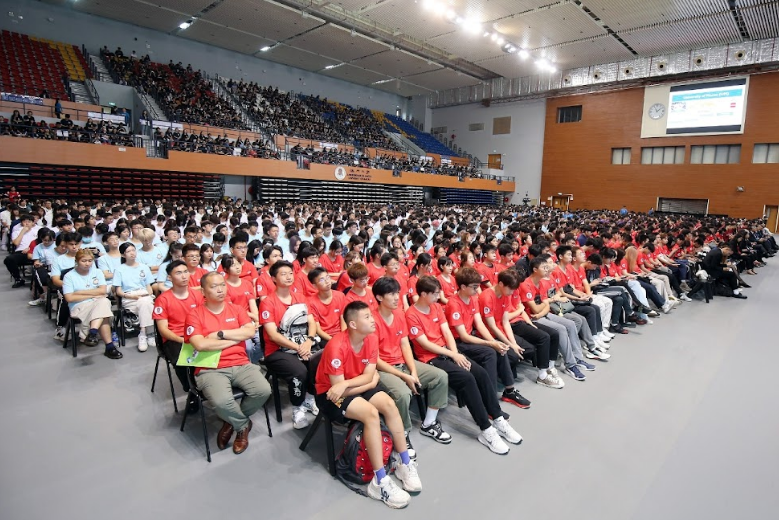 UNIVERSITY OF MACAU WELCOMES 4,400 NEW STUDENTS 