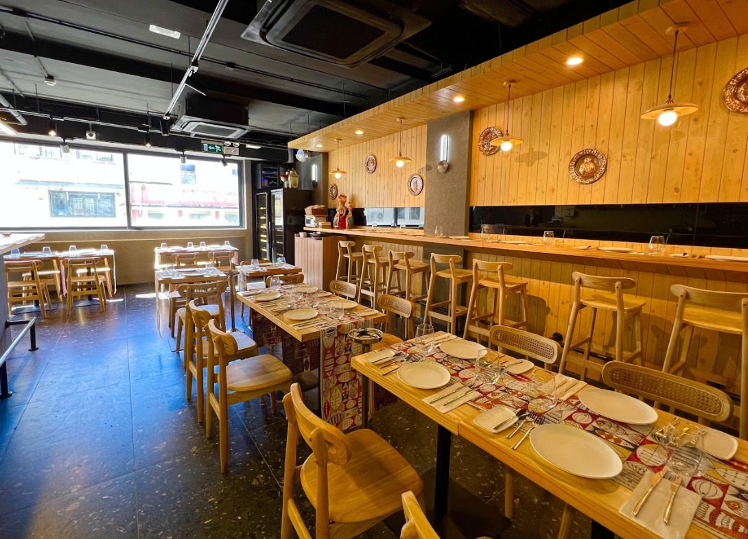 NEW PORTUGUESE RESTAURANT IN TOWN: NOVA GAIA IN TAIPA VILLAGE NEW PORTUGUESE RESTAURANT IN TOWN: NOVA GAIA IN TAIPA VILLAGE