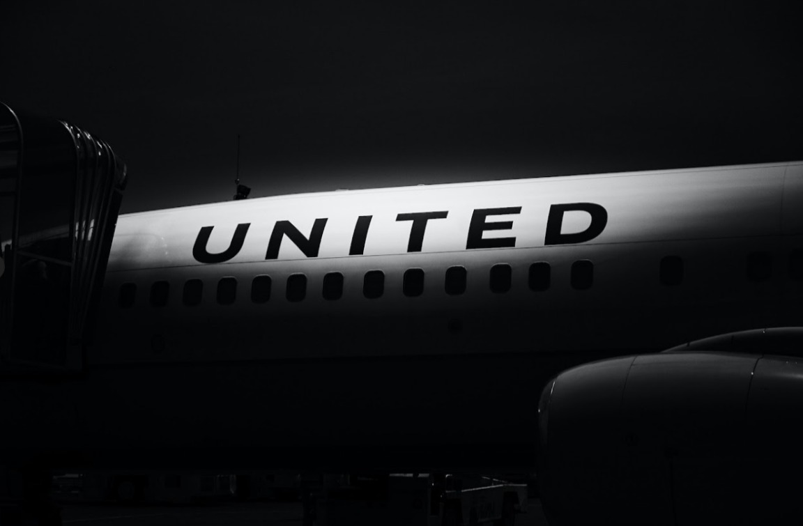 UNITED AIRLINES AGREES TO PAY US$30 MILLION AFTER A QUADRIPLEGIC MAN REMOVED FROM A FLIGHT WAS LEFT WITH BRAIN DAMAGE UNITED AIRLINES AGREES TO PAY US$30 MILLION AFTER A QUADRIPLEGIC MAN REMOVED FROM A FLIGHT WAS LEFT WITH BRAIN DAMAGE