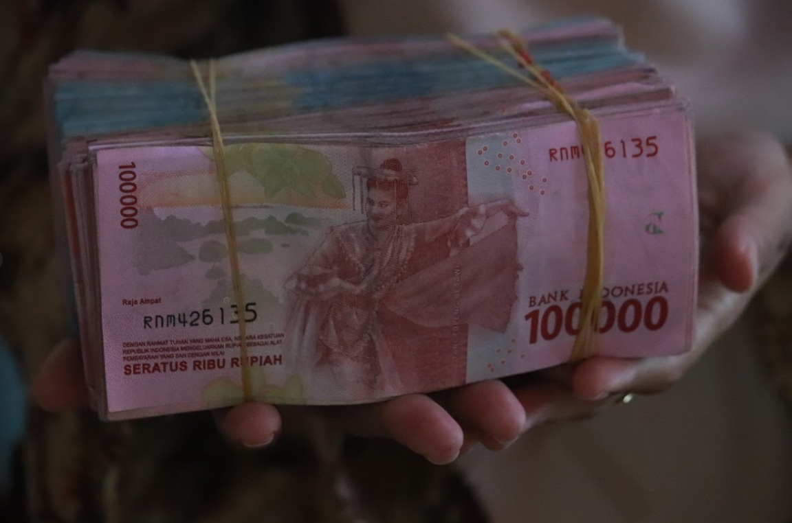 INDONESIA’S CENTRAL BANK SIGNS MOU WITH THAILAND AND MALAYSIA ON USING LOCAL CURRENCIES FOR BILATERAL TRADE – LEAVING US DOLLARS INDONESIA’S CENTRAL BANK SIGNS MOU WITH THAILAND AND MALAYSIA ON USING LOCAL CURRENCIES FOR BILATERAL TRADE – LEAVING US DOLLARS