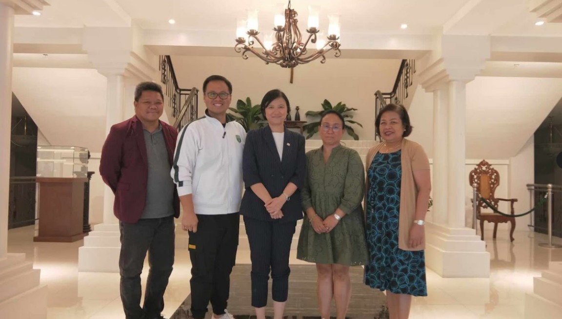 USJ VISIT DE LA SALLE UNIVERSITY-DASMARINAS TO FORGE COLLABORATIVE PARTNERSHIP USJ VISIT DE LA SALLE UNIVERSITY-DASMARINAS TO FORGE COLLABORATIVE PARTNERSHIP