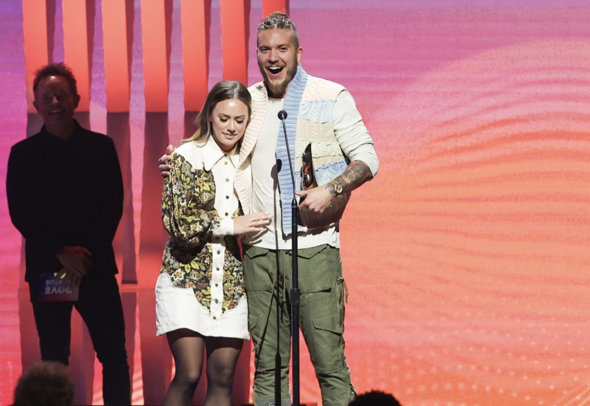 54TH GMA DOVE AWARDS: BRANDON LAKE IS ARTIST OF THE YEAR, ‘GOODNESS OF GOD’ SONG OF THE YEAR 54TH GMA DOVE AWARDS: BRANDON LAKE IS ARTIST OF THE YEAR, ‘GOODNESS OF GOD’ SONG OF THE YEAR
