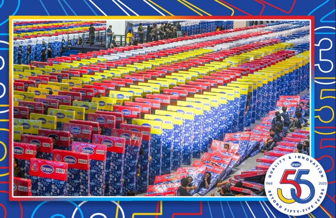 PHILIPPINES NOW HOLDS GUINNESS WORLD RECORD FOR LARGEST HUMAN MATTRESS DOMINO PHILIPPINES NOW HOLDS GUINNESS WORLD RECORD FOR LARGEST HUMAN MATTRESS DOMINO