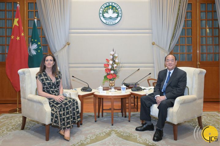 CHIEF EXECUTIVE HO IAT SENG MEETS WITH PORTUGUESE MINISTER OF JUSTICE RITA ALARCÃO JÚDICE