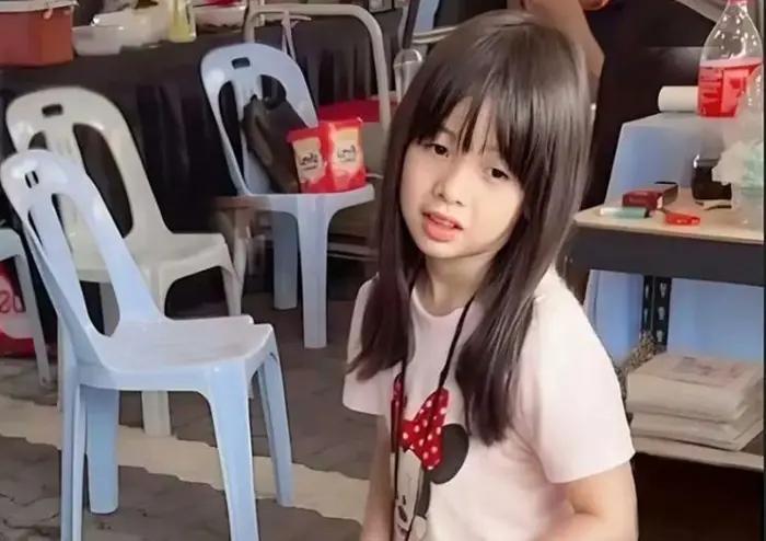 CONCERNED CITIZENS IN MALAYSIA STEP UP WITH CASH REWARDS TO HELP FIND MISSING SIX-YEAR-OLD IN JOHOR BAHRU CONCERNED CITIZENS IN MALAYSIA STEP UP WITH CASH REWARDS TO HELP FIND MISSING SIX-YEAR-OLD IN JOHOR BAHRU
