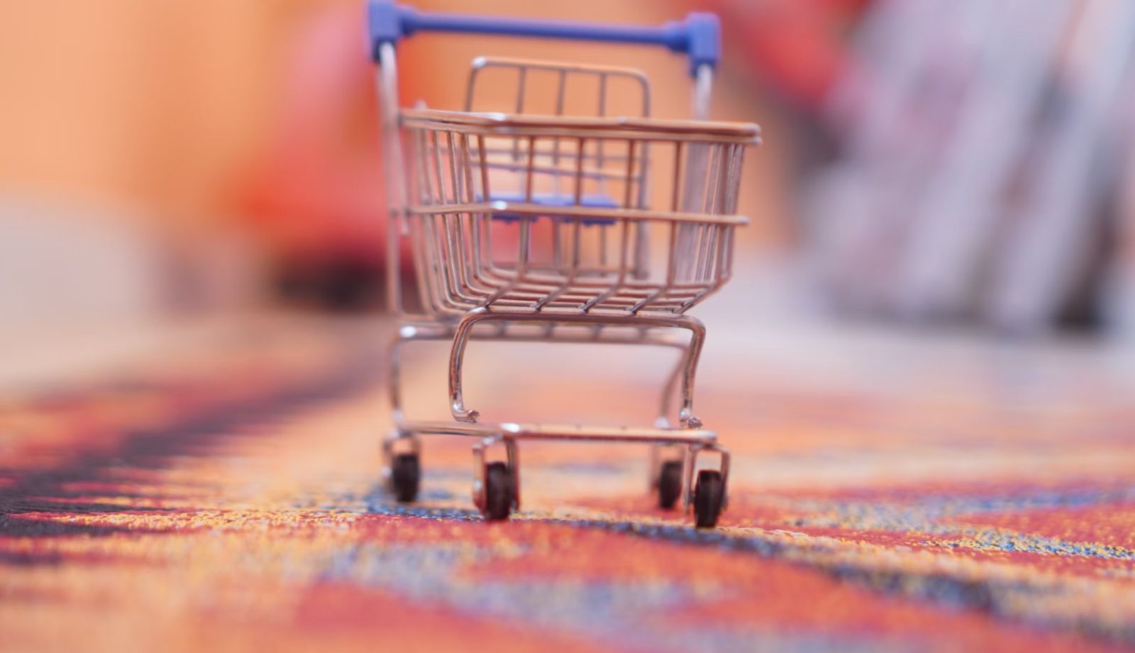 INAUGURAL ‘HONG KONG SHOPPING FESTIVAL’ TO BE HELD THROUGHOUT NEXT MONTH ACROSS MAINLAND E-COMMERCE PLATFORMS INAUGURAL ‘HONG KONG SHOPPING FESTIVAL’ TO BE HELD THROUGHOUT NEXT MONTH ACROSS MAINLAND E-COMMERCE PLATFORMS