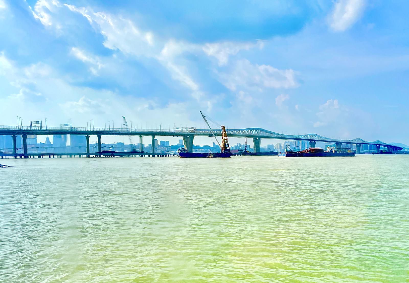 FUN WALK IN CELEBRATION OF MACAU BRIDGE’S INAUGURATION TO BE HELD TODAY FUN WALK IN CELEBRATION OF MACAU BRIDGE’S INAUGURATION TO BE HELD TODAY