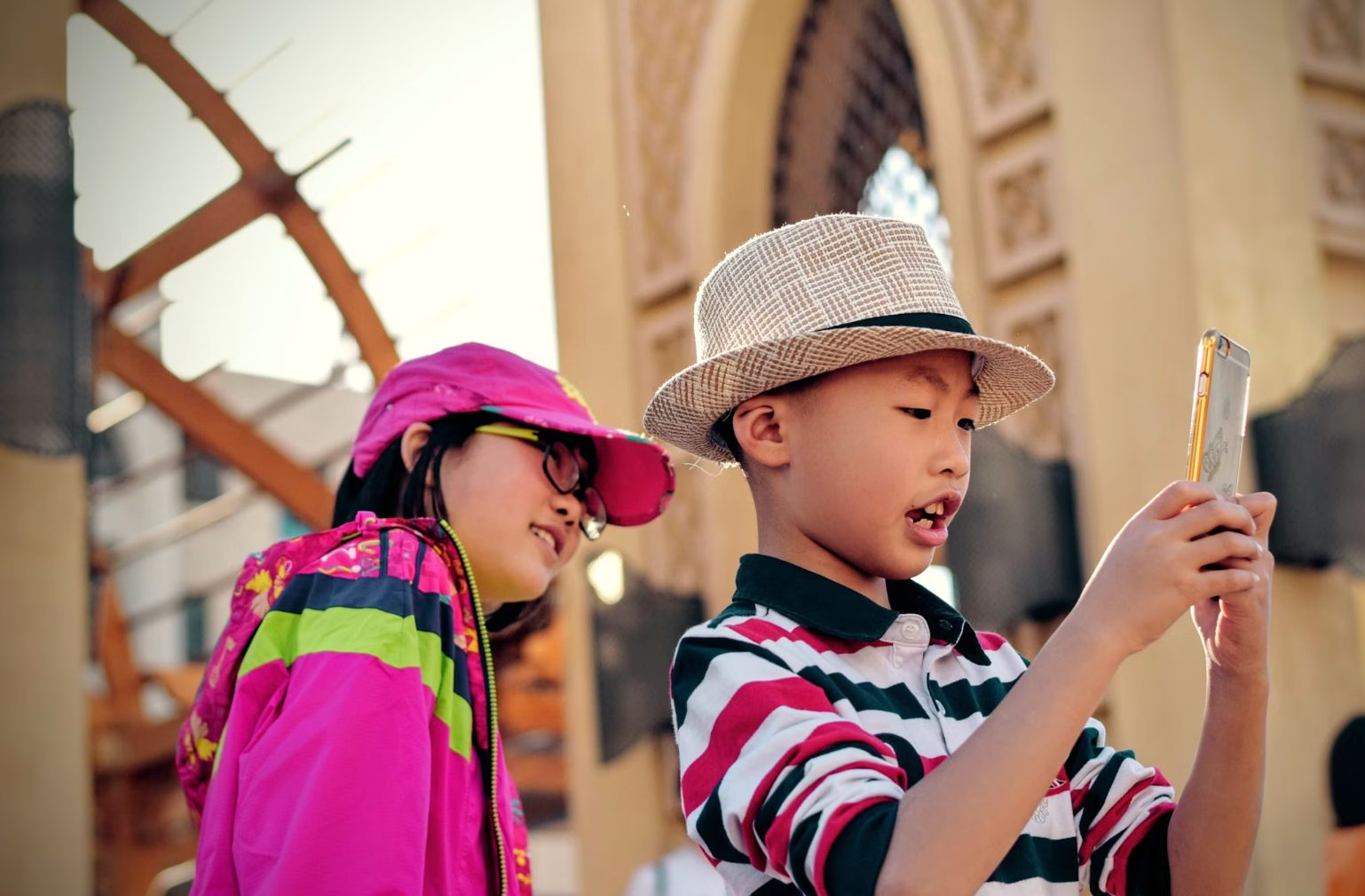 AUSTRALIA PLANS TO BAN CHILDREN FROM USING SOCIAL MEDIA AUSTRALIA PLANS TO BAN CHILDREN FROM USING SOCIAL MEDIA