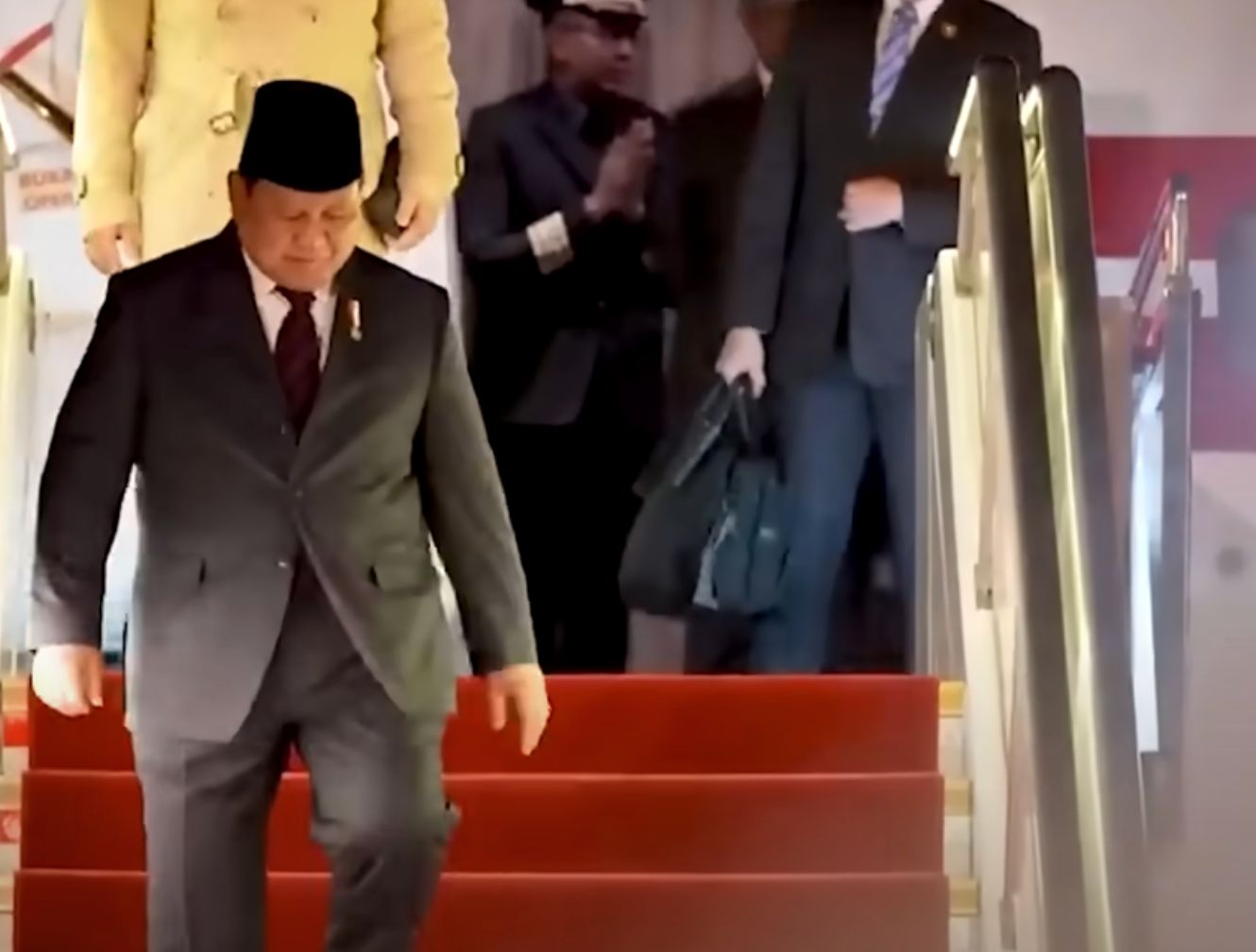 PRESIDEN PRABOWO MULAI AGENDA KUNJUNGAN KENEGARAAN KE CINA