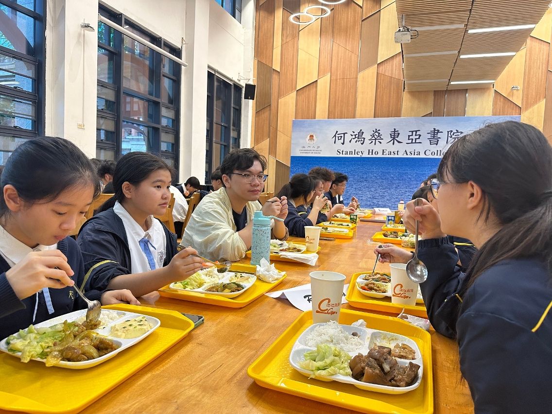 UM HOLDS UNIVERSITY EXPERIENCE DAY FOR 30 MATEUS RICCI SECONDARY SCHOOL PUPILS UM HOLDS UNIVERSITY EXPERIENCE DAY FOR 30 MATEUS RICCI SECONDARY SCHOOL PUPILS