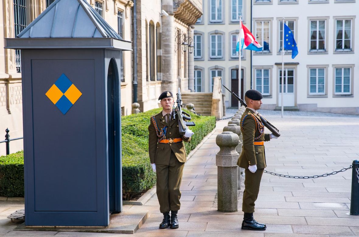 LUXEMBOURG’S MONARCH ANNOUNCES ABDICATION PLAN IN CHRISTMAS SPEECH LUXEMBOURG’S MONARCH ANNOUNCES ABDICATION PLAN IN CHRISTMAS SPEECH