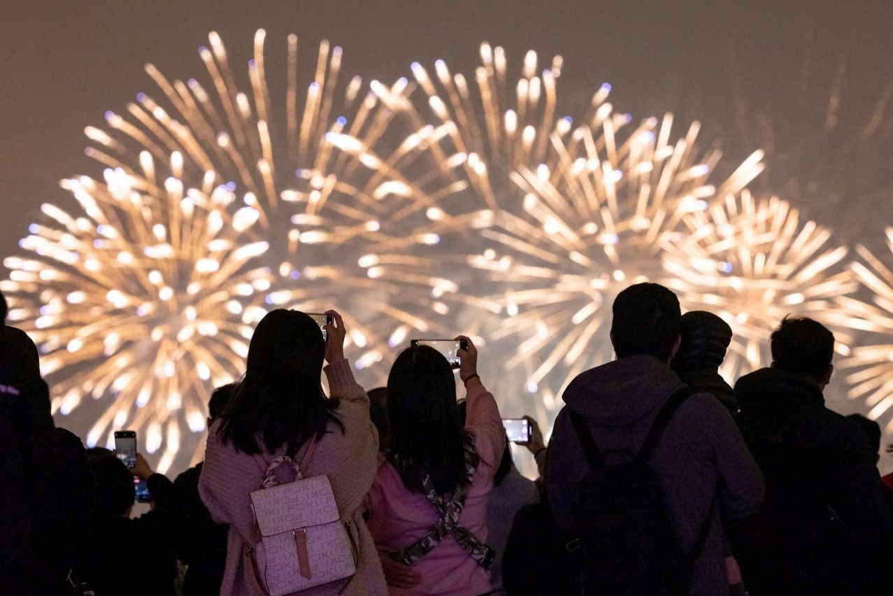 TOURISM OFFICE WILL PRESENT GOLDEN DRAGON PARADE, 3 SESSIONS OF FIREWORKS DISPLAYS FOR THIS YEAR’S SPRING FESTIVAL TOURISM OFFICE WILL PRESENT GOLDEN DRAGON PARADE, 3 SESSIONS OF FIREWORKS DISPLAYS FOR THIS YEAR’S SPRING FESTIVAL