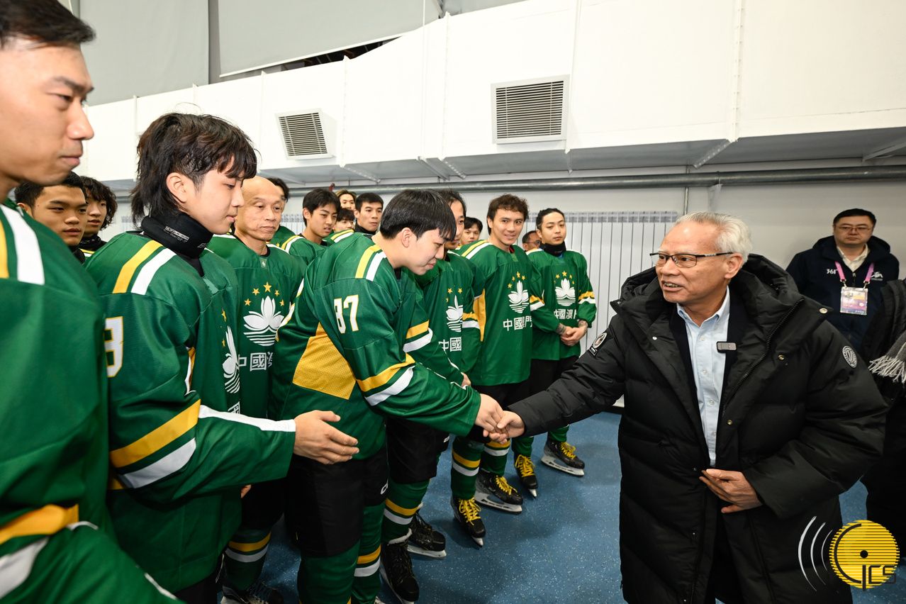 CHIEF EXECUTIVE SAM HOU FAI VISITS HARBIN TO SUPPORT MACAU’S ICE HOCKEY TEAM COMPETING IN 9TH ASIAN WINTER GAMES CHIEF EXECUTIVE SAM HOU FAI VISITS HARBIN TO SUPPORT MACAU’S ICE HOCKEY TEAM COMPETING IN 9TH ASIAN WINTER GAMES
