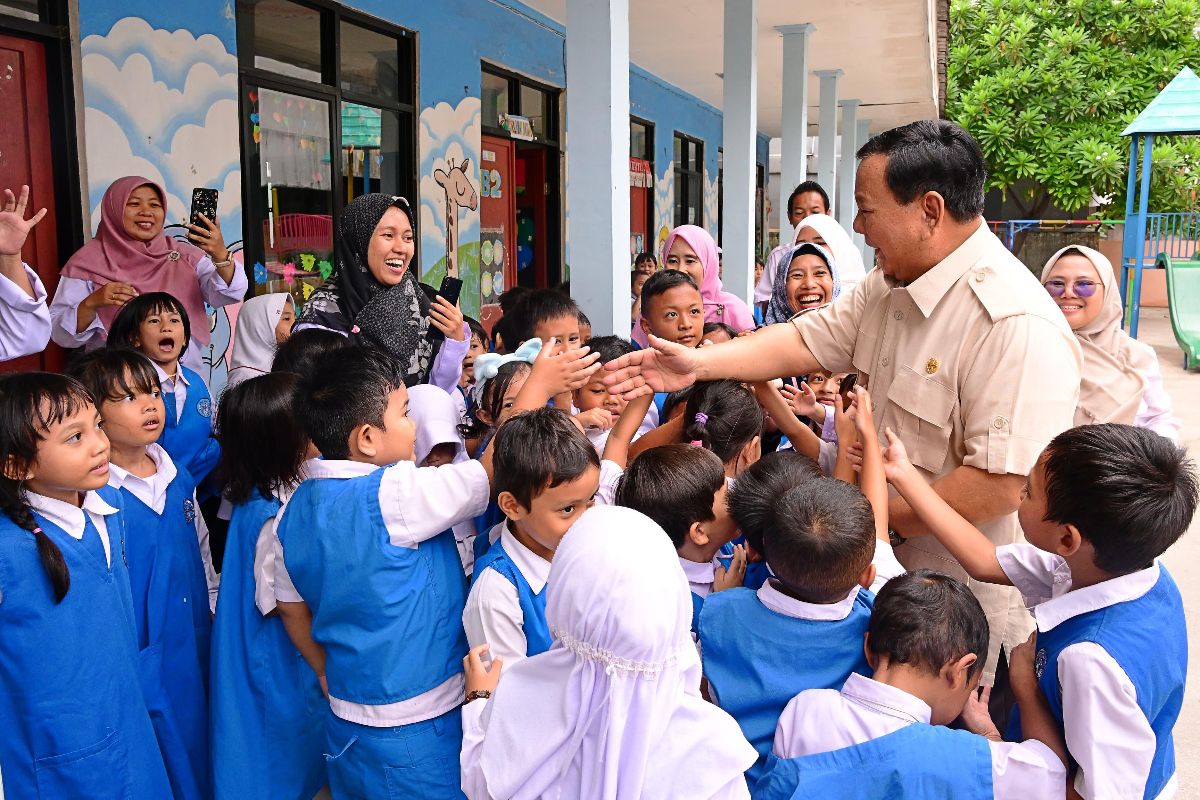 DAPUR MAKAN BERGIZI GRATIS KALIBATA PANCORAN BERHENTI OPERASI LANTARAN YAYASAN PENGELOLA MASIH HUTANG 1 MILYAR RUPIAH DAPUR MAKAN BERGIZI GRATIS KALIBATA PANCORAN BERHENTI OPERASI LANTARAN YAYASAN PENGELOLA MASIH HUTANG 1 MILYAR RUPIAH