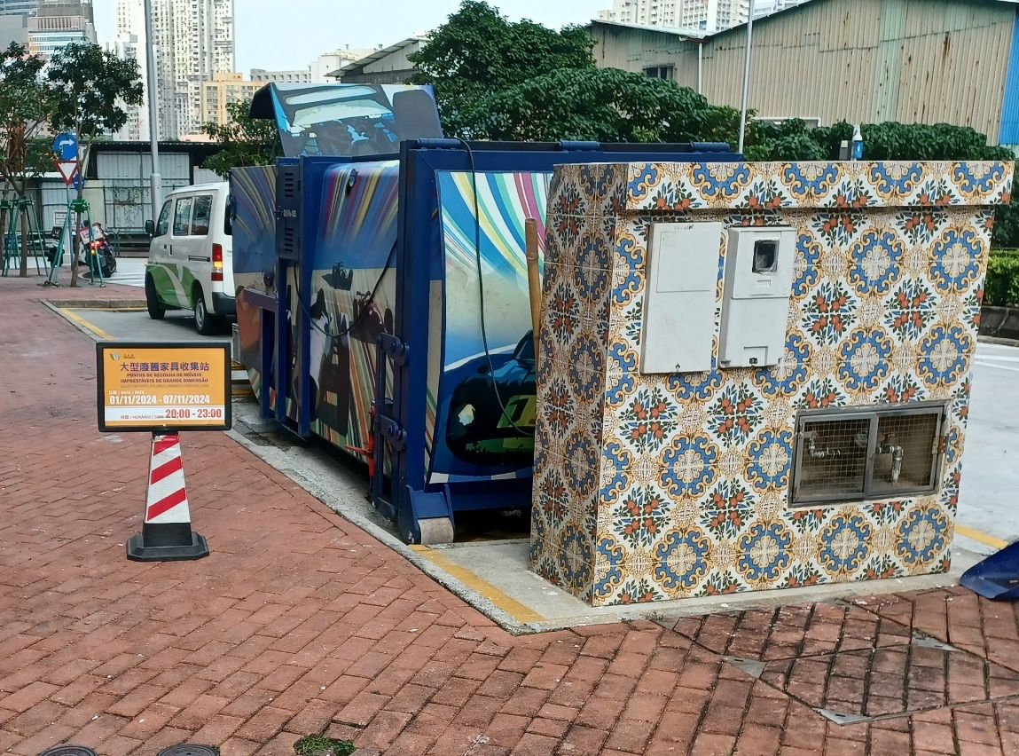 MUNICIPAL AFFAIRS BUREAU INCREASES NUMBER OF COLLECTION POINTS FOR LARGE UNWANTED FURNITURE FROM 60 TO 136 MUNICIPAL AFFAIRS BUREAU INCREASES NUMBER OF COLLECTION POINTS FOR LARGE UNWANTED FURNITURE FROM 60 TO 136