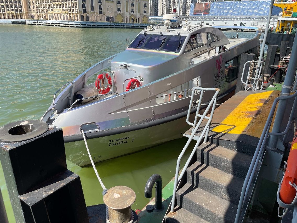 SIGHTSEEING CRUISES BETWEEN OUTER HARBOUR FERRY TERMINAL AND BARRA PIER LAUNCHED SIGHTSEEING CRUISES BETWEEN OUTER HARBOUR FERRY TERMINAL AND BARRA PIER LAUNCHED