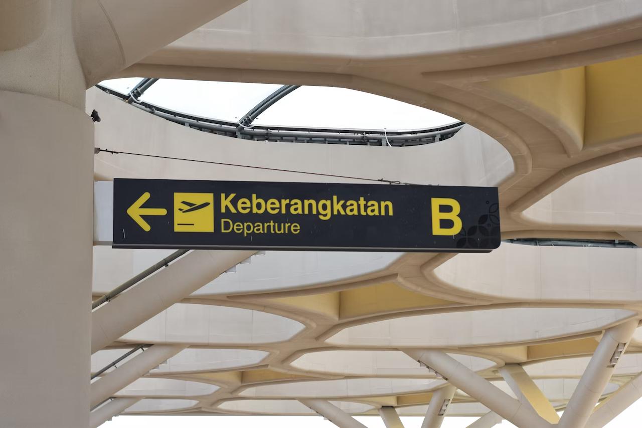 MENTERI PERLINDUNGAN PEKERJA MIGRAN SARANKAN MAHASISWA UNDIP UNTUK KERJA DI LUAR NEGERI SAAT LULUS GUNA MENEKAN JUMLAH PENGANGGURAN DI INDONESIA MENTERI PERLINDUNGAN PEKERJA MIGRAN SARANKAN MAHASISWA UNDIP UNTUK KERJA DI LUAR NEGERI SAAT LULUS GUNA MENEKAN JUMLAH PENGANGGURAN DI INDONESIA
