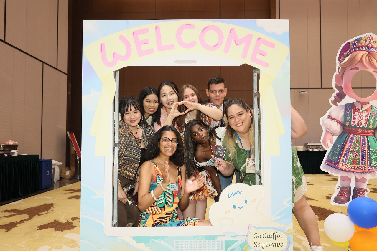 OVER 250 STUDENTS FROM 45 COUNTRIES JOIN UNIVERSITY OF MACAU’S ‘INTERNATIONAL NIGHT 2025’ OVER 250 STUDENTS FROM 45 COUNTRIES JOIN UNIVERSITY OF MACAU’S ‘INTERNATIONAL NIGHT 2025’