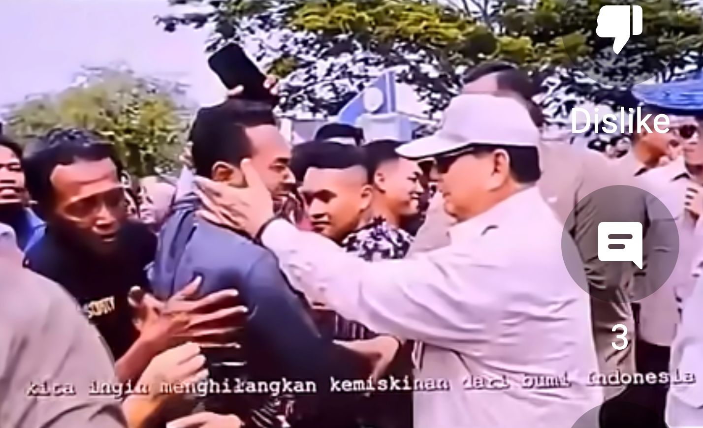 VIDEO TENTANG PENCAPAIAN PROGRAM KERJA PRESIDEN RI PRABOWO TAYANG DI BIOSKOP DINILAI SEPERTI ALAT PROPAGANDA ZAMAN ORBA VIDEO TENTANG PENCAPAIAN PROGRAM KERJA PRESIDEN RI PRABOWO TAYANG DI BIOSKOP DINILAI SEPERTI ALAT PROPAGANDA ZAMAN ORBA