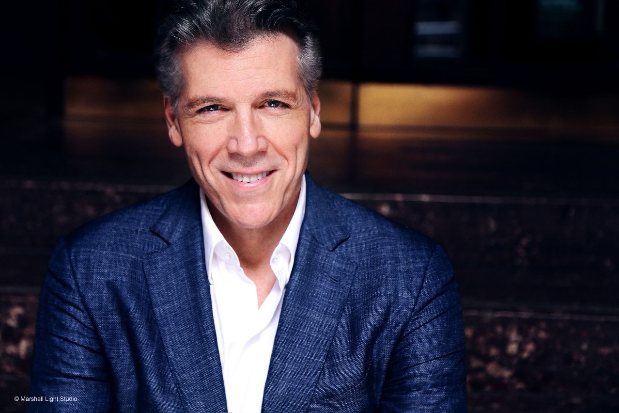 THOMAS HAMPSON TO PERFORM MAHLER AT MACAO CULTURAL CENTRE ON 16 OCTOBER THOMAS HAMPSON TO PERFORM MAHLER AT MACAO CULTURAL CENTRE ON 16 OCTOBER