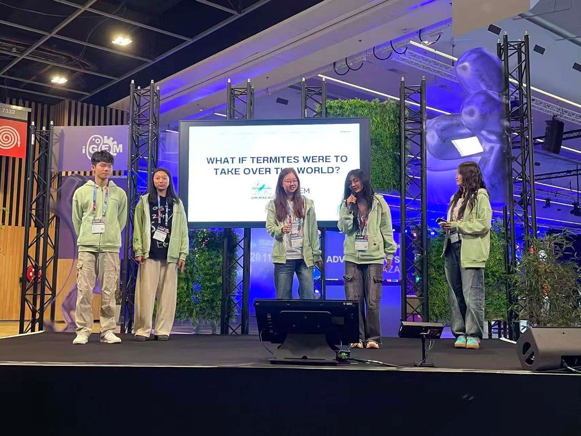 UM TEAM WINS GOLD MEDAL AT INT’L ‘GENETICALLY ENGINEERED MACHINE’ COMPETITION IN PARIS UM TEAM WINS GOLD MEDAL AT INT’L ‘GENETICALLY ENGINEERED MACHINE’ COMPETITION IN PARIS