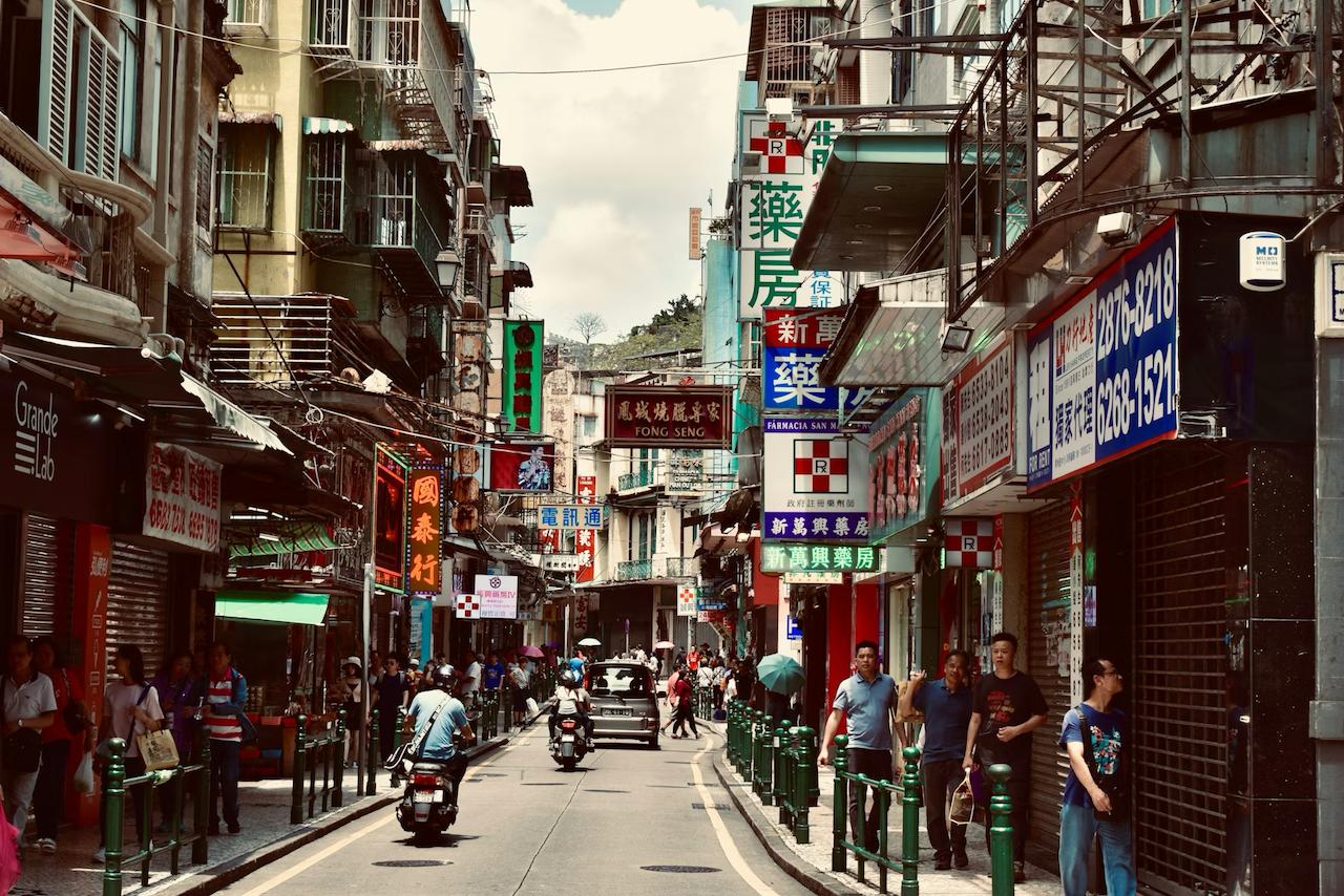 TOTAL 45 SUSPECTED ILLEGAL WORKERS DETECTED ACROSS MACAU LAST MONTH 