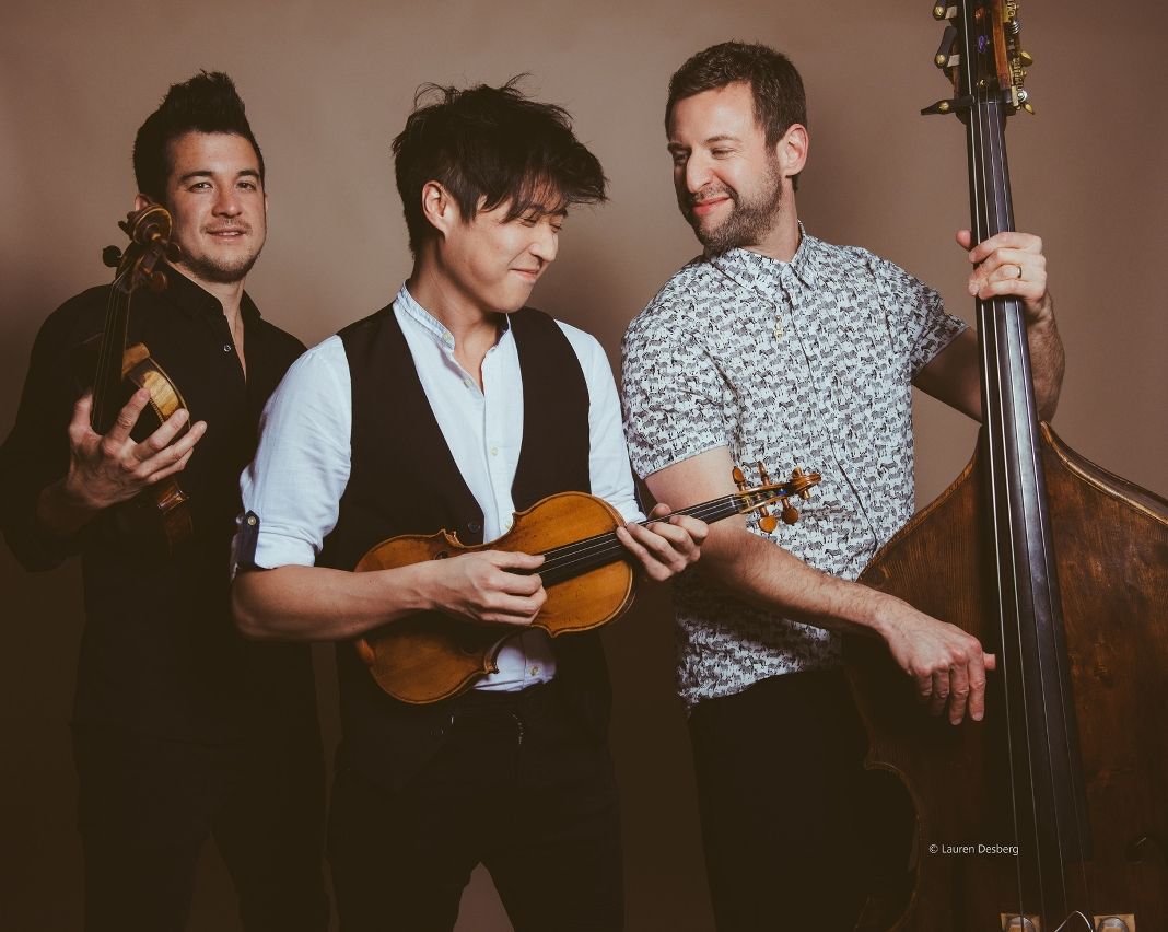 US STRING TRIO ‘TIME FOR THREE’ TO COLLABORATE WITH MACAO ORCHESTRA FOR TONIGHT’S ‘STARRY SYMPHONY’ CONCERT IN CCM’S GRAND AUDITORIUM US STRING TRIO ‘TIME FOR THREE’ TO COLLABORATE WITH MACAO ORCHESTRA FOR TONIGHT’S ‘STARRY SYMPHONY’ CONCERT IN CCM’S GRAND AUDITORIUM