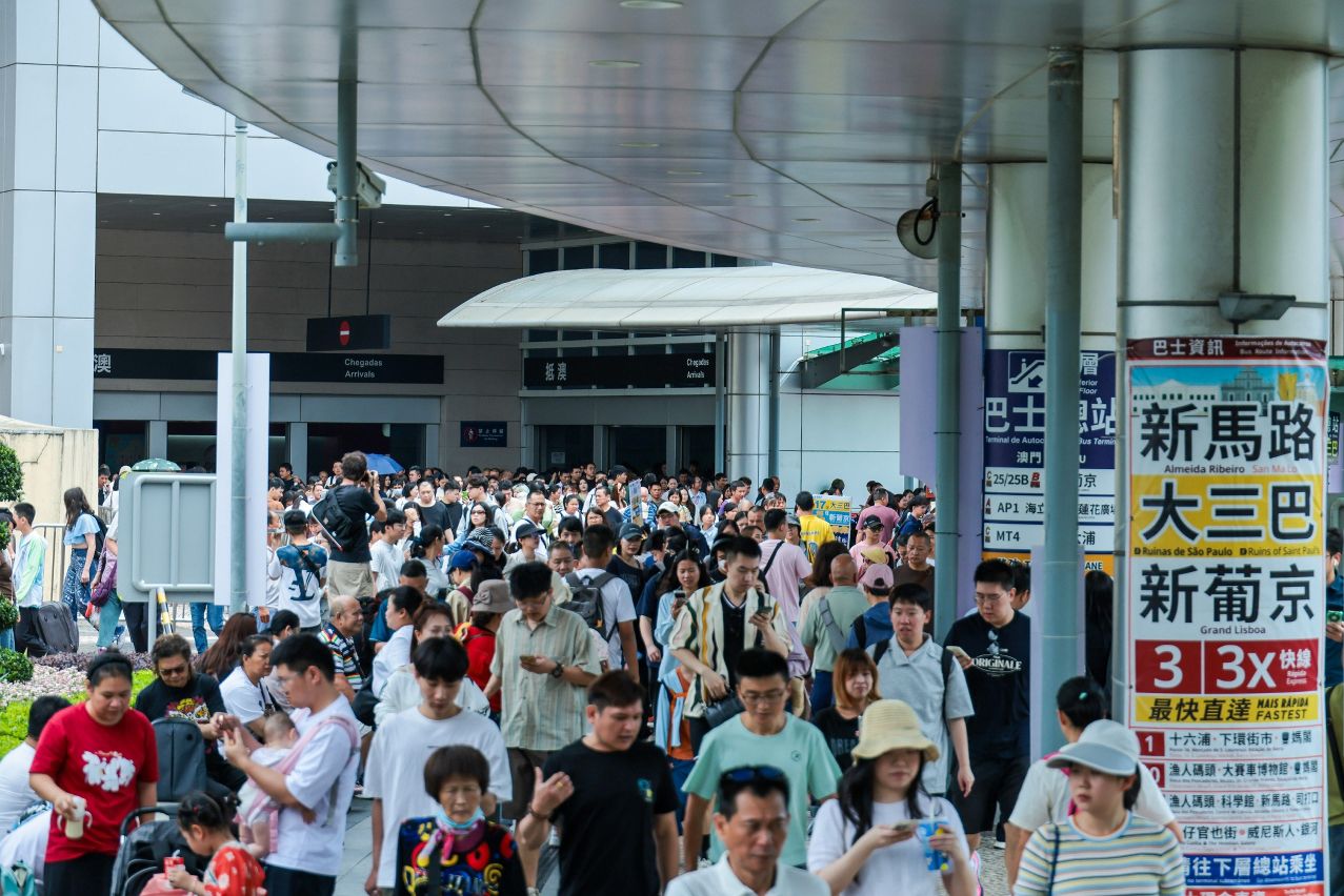 MACAU REGISTERS SOME 873,000 VISITOR ARRIVALS DURING LABOUR DAY HOLIDAY MACAU REGISTERS SOME 873,000 VISITOR ARRIVALS DURING LABOUR DAY HOLIDAY