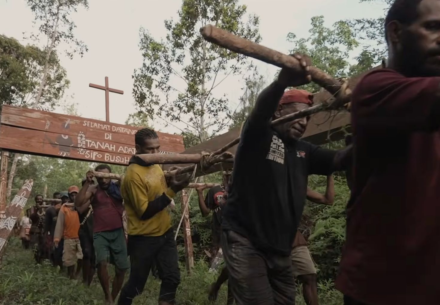 PEMBUBARAN KEGIATAN NOBAR FILM PESTA BABI TIMBULKAN PRO-KONTRA